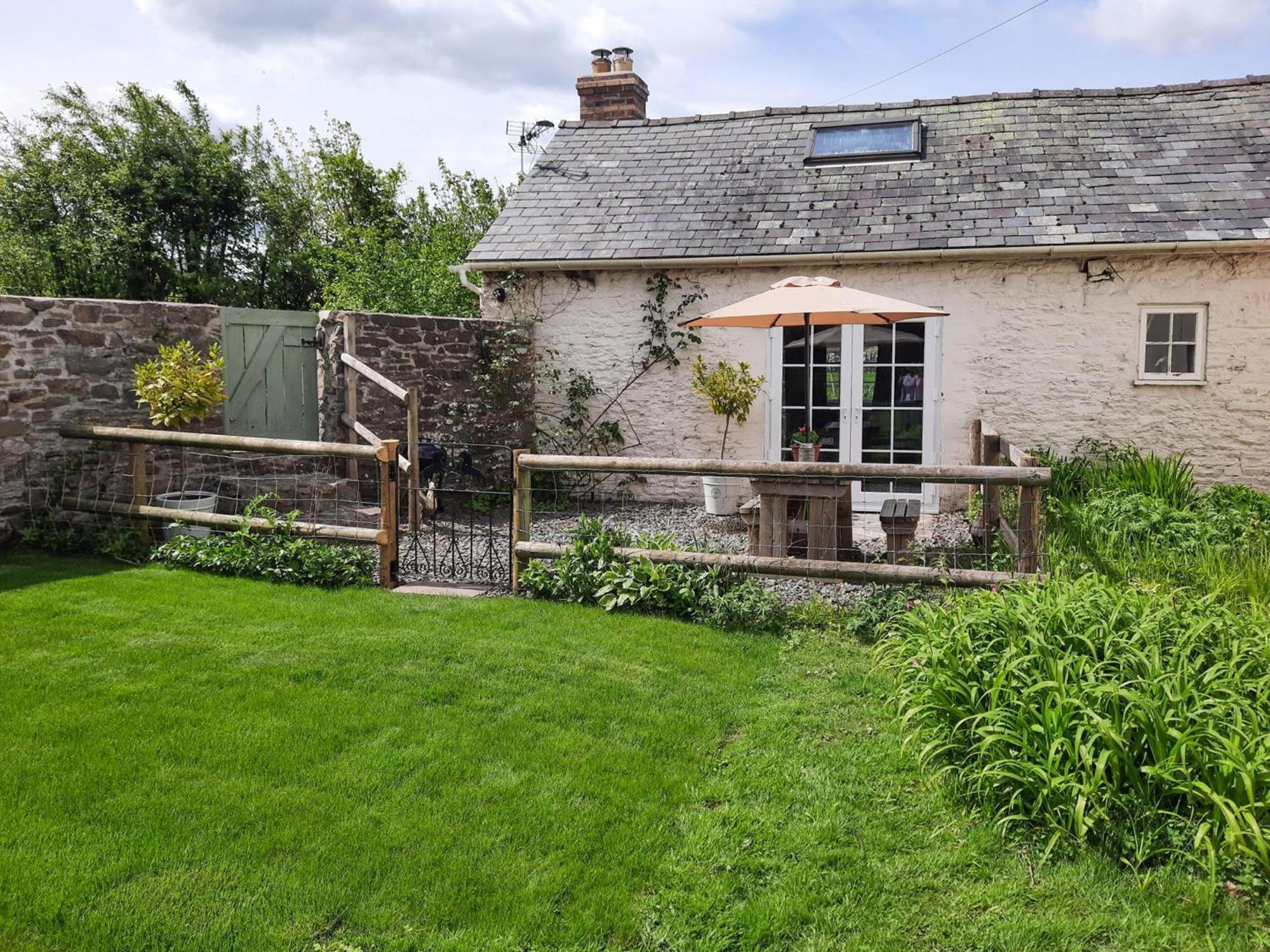 Вилла The Cider Barn Presteigne Экстерьер фото